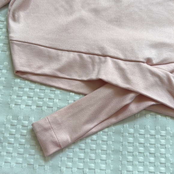 Pink infinite performance top - Picture 3 of 3